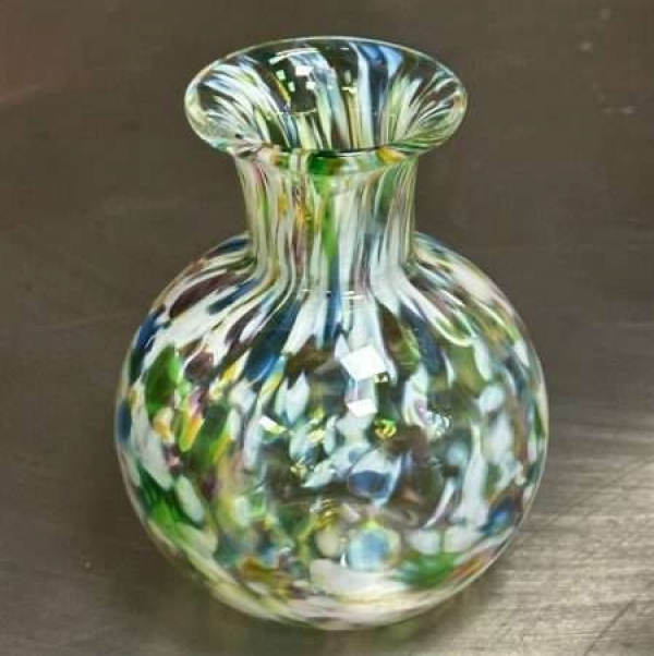 Glassblowing Taster Experience- Spring Bud Vase -30-minute Session